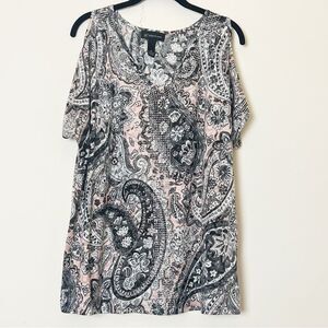 INC 2X Cold Shoulder Paisley Rhinestone Top Pink Gray Black Boho Glam V-Neck